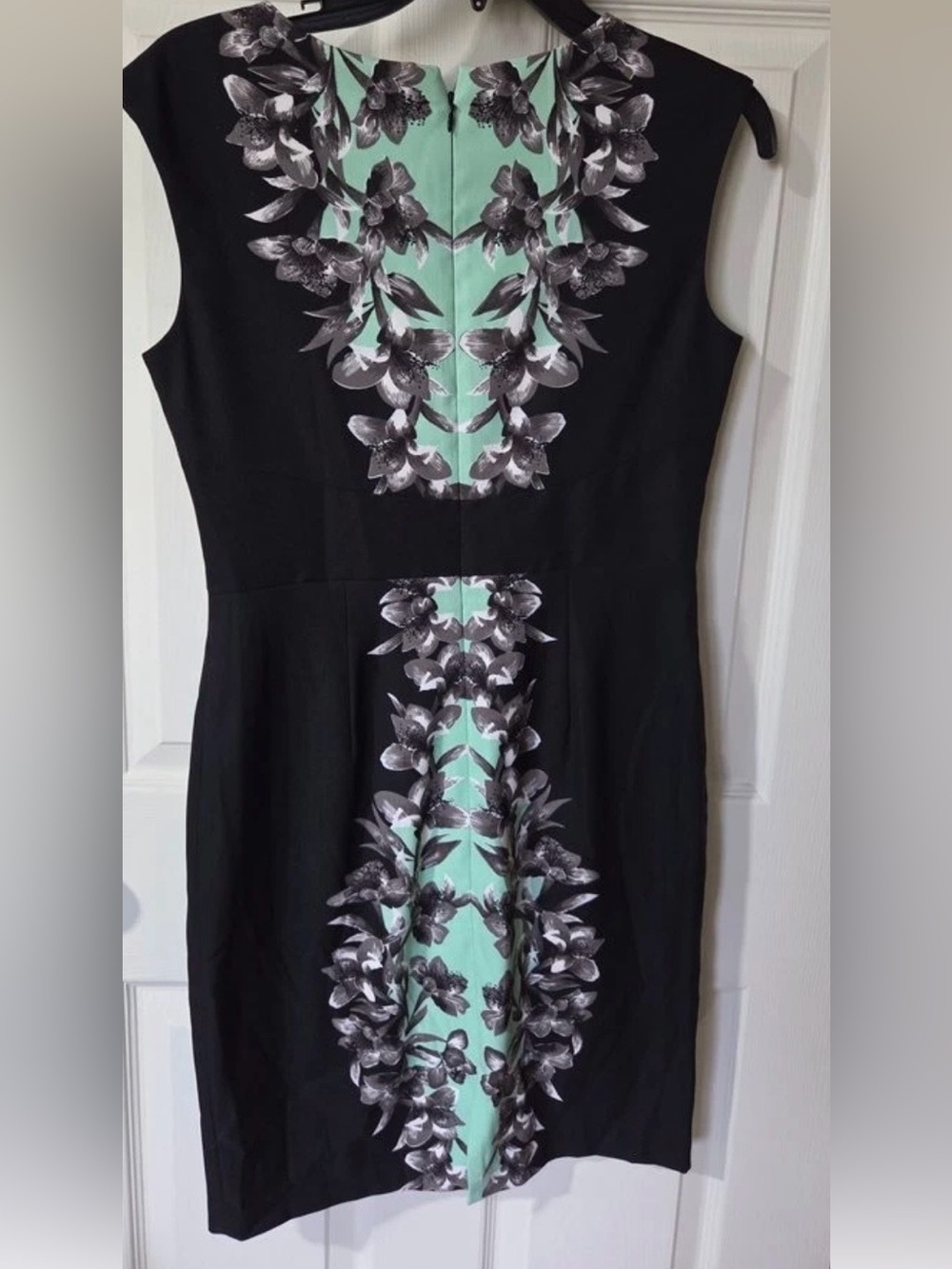 NEW YORK & CO Sleeveless Black Dress with Mint Floral Panel Size 2 - Picture 2 of 3
